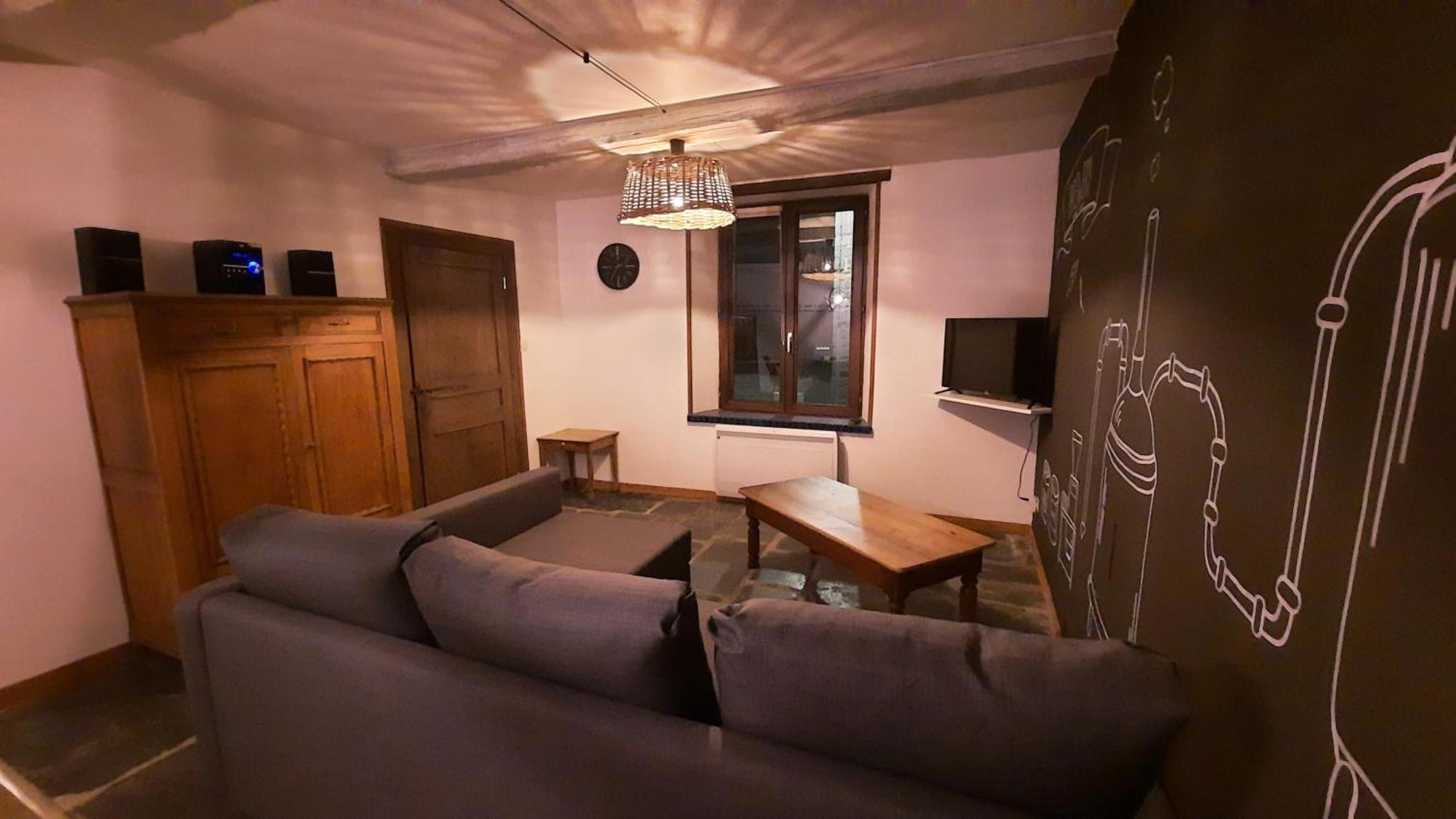 Les Gites De La Brasserie D'Aubrives La Malterie Et La Houblonniere Exterior foto